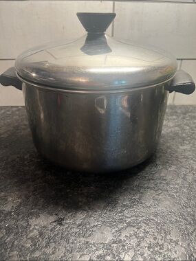 4qt Farberware Stainless Steel Covered Stockpot with Black Handles -